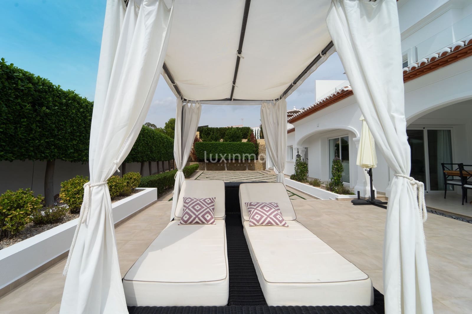 4 soverom Villa til salgs i Moraira med svømmebasseng garasje - € 1 489 000 (Ref: 8815359)