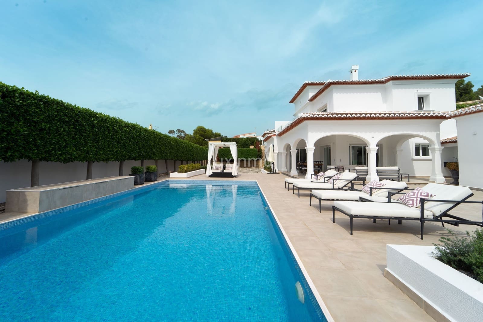 4 soverom Villa til salgs i Moraira med svømmebasseng garasje - € 1 489 000 (Ref: 8815359)