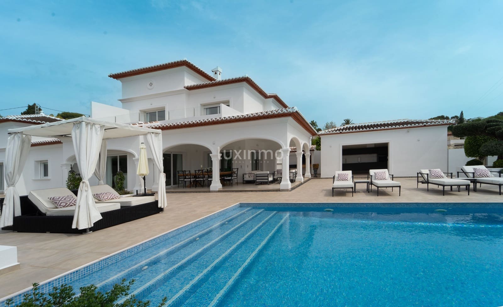 4 soverom Villa til salgs i Moraira med svømmebasseng garasje - € 1 489 000 (Ref: 8815359)