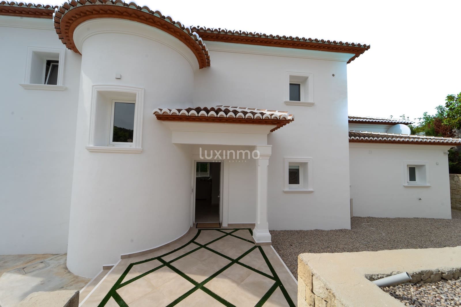 4 soverom Villa til salgs i Moraira med svømmebasseng garasje - € 1 489 000 (Ref: 8815359)