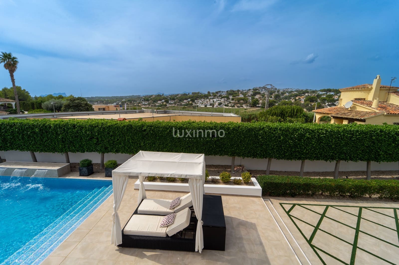 4 soverom Villa til salgs i Moraira med svømmebasseng garasje - € 1 489 000 (Ref: 8815359)
