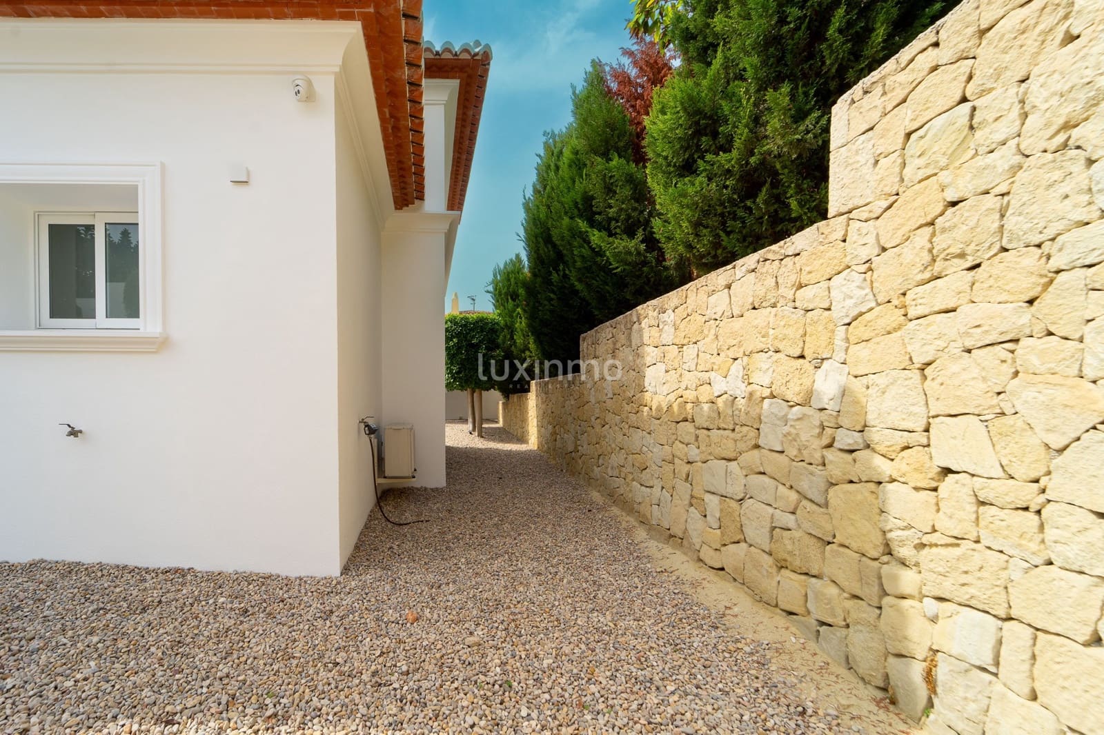 4 soverom Villa til salgs i Moraira med svømmebasseng garasje - € 1 489 000 (Ref: 8815359)