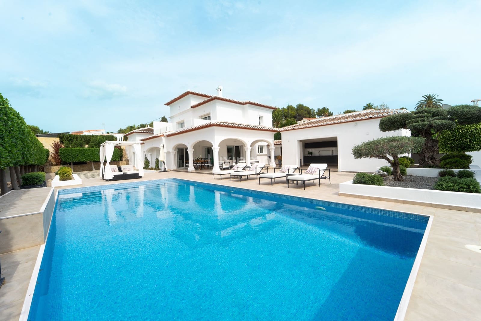 4 soverom Villa til salgs i Moraira med svømmebasseng garasje - € 1 489 000 (Ref: 8815359)