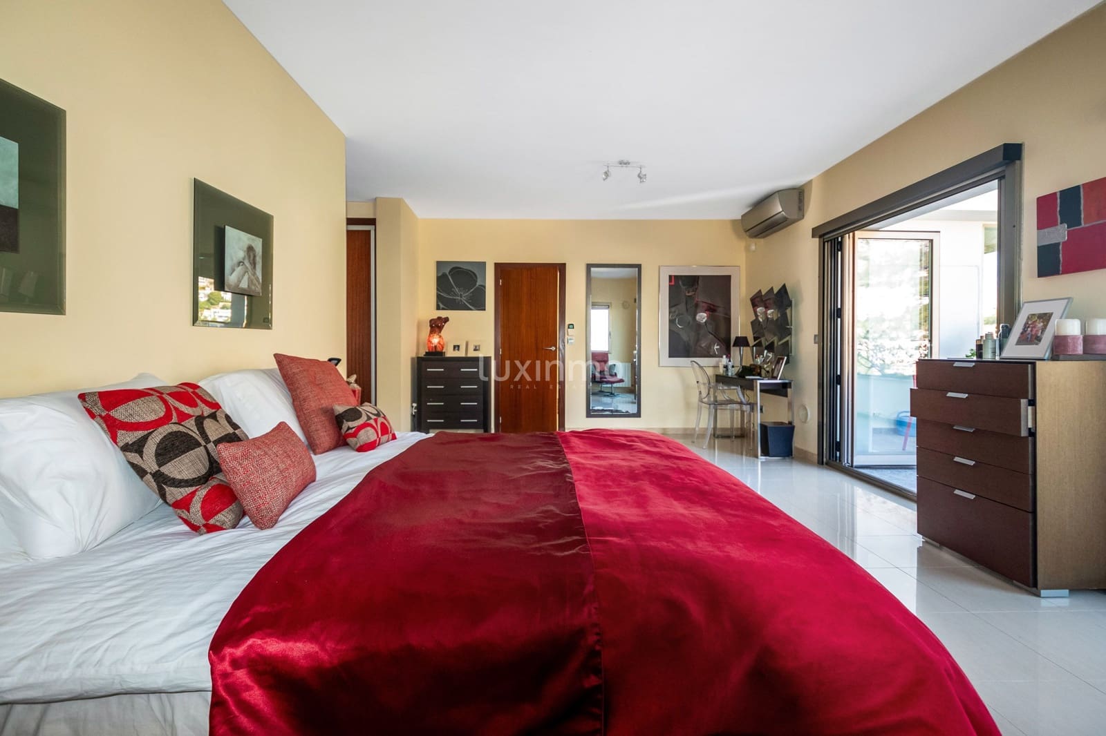 4 soveværelse Villa til salg i Altea med swimmingpool garage - € 1.200.000 (Ref: 8815360)