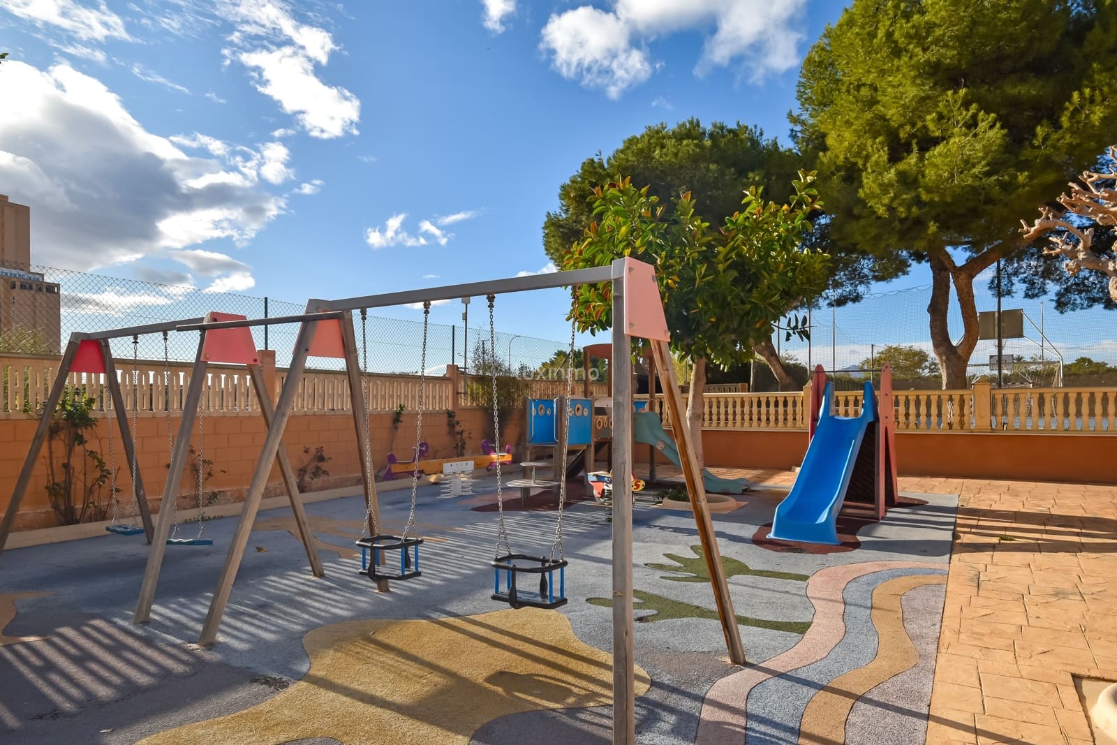 3 soveværelse Lejlighed til salg i El Campello med swimmingpool - € 382.000 (Ref: 8815362)