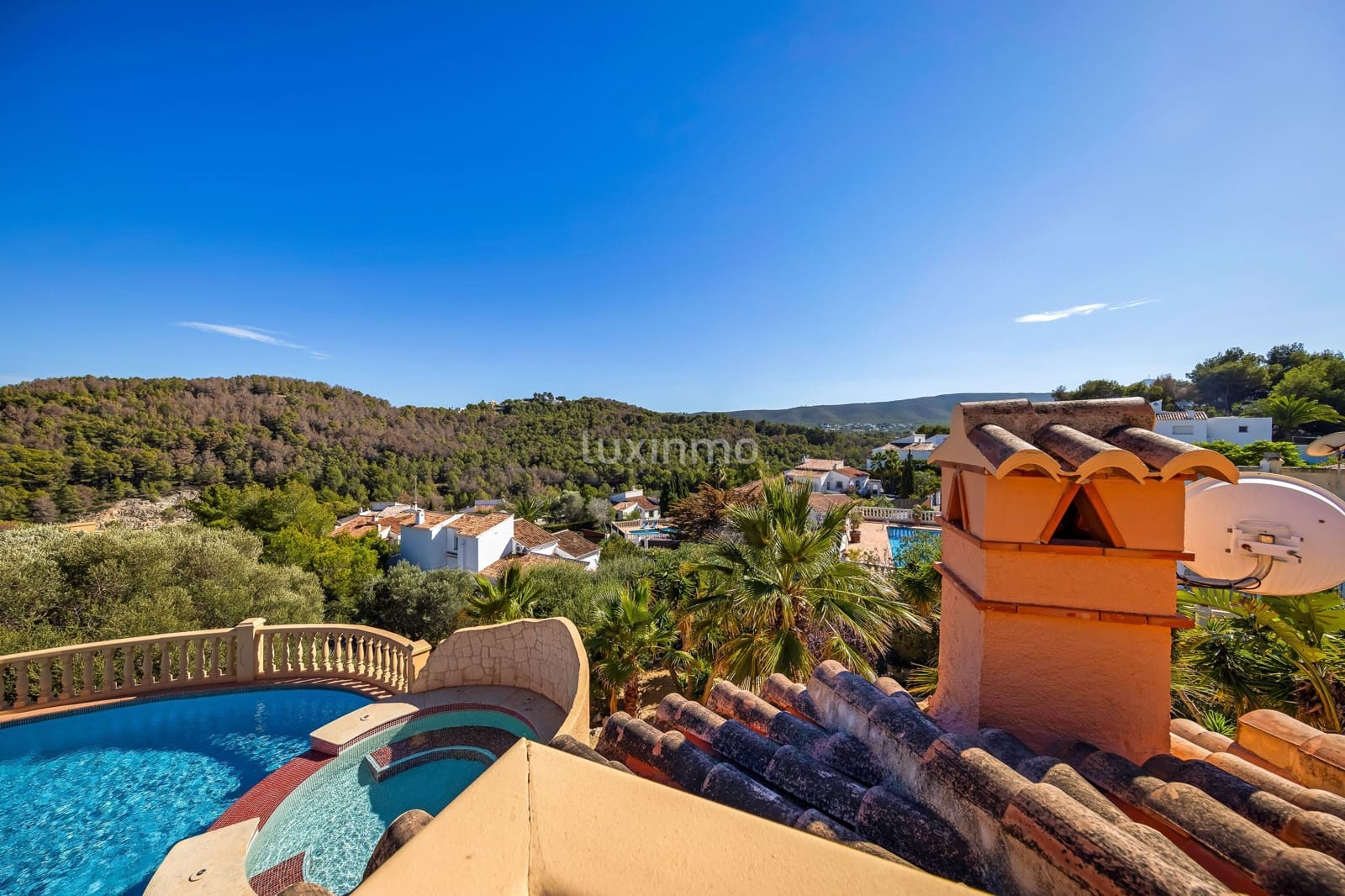 3 Zimmer Villa zu verkaufen in Javea / Xabia mit Pool - 750.000 € (Ref: 8815386)