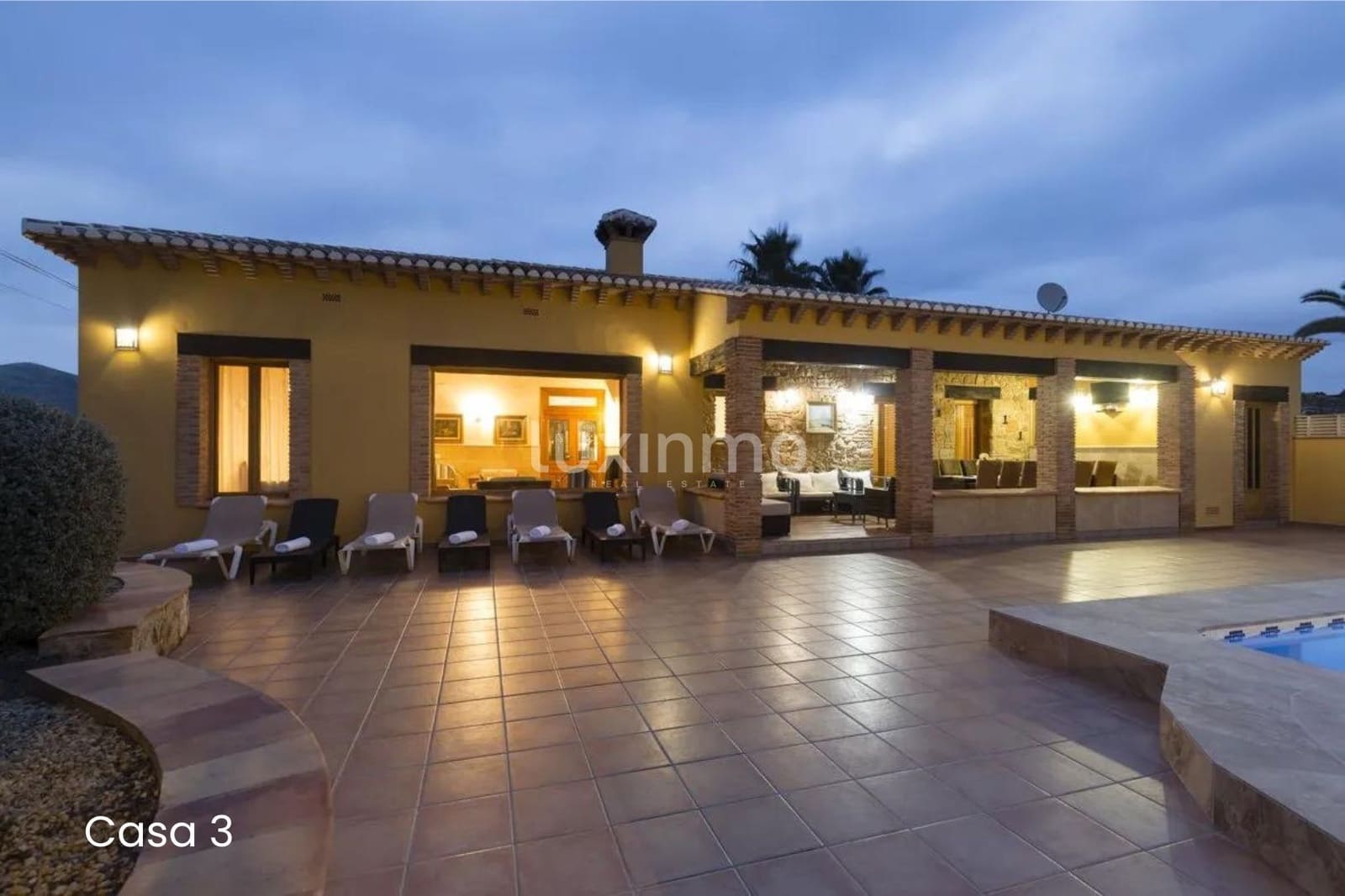 12 soveværelse Villa til salg i Jalon / Xalo med swimmingpool garage - € 1.550.000 (Ref: 8815403)