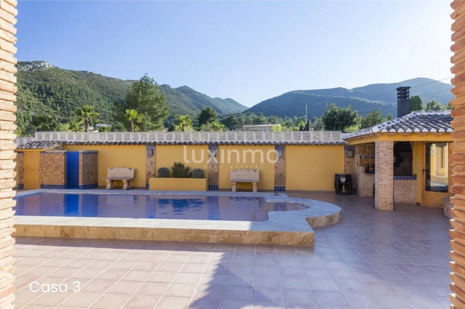 12 soveværelse Villa til salg i Jalon / Xalo med swimmingpool garage - € 1.550.000 (Ref: 8815403)