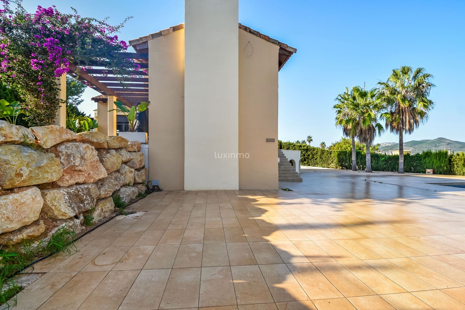 3 slaapkamer Villa te koop in Javea / Xabia met zwembad - € 1.490.000 (Ref: 8817010)