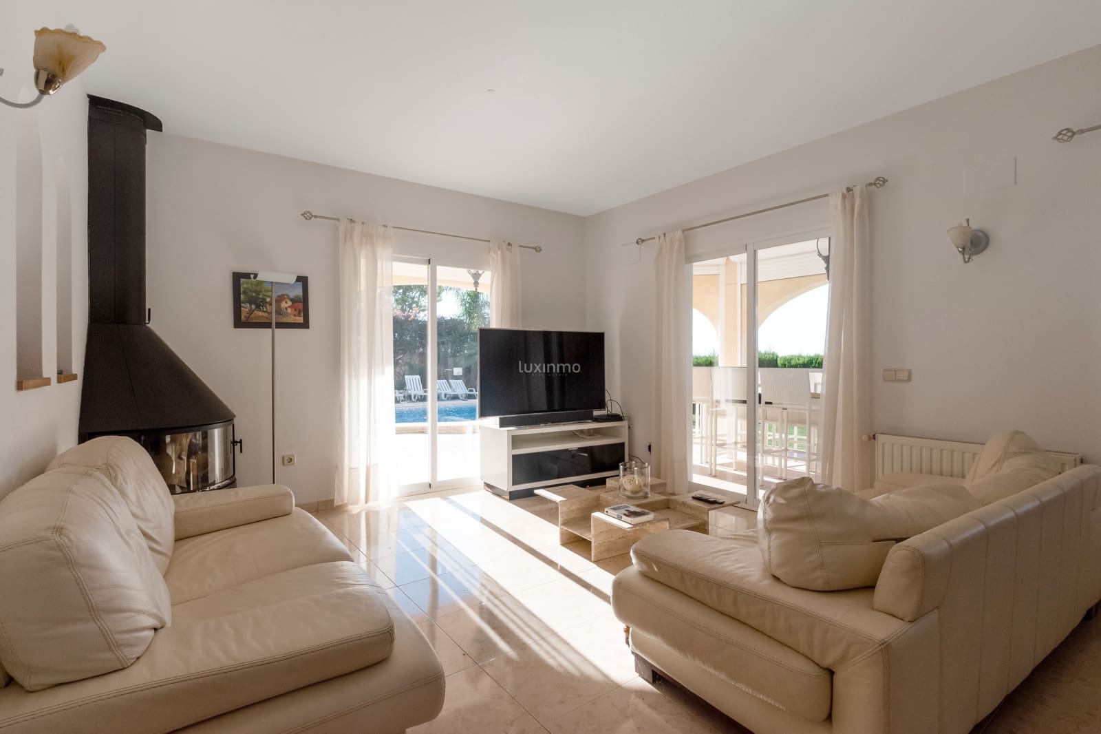 4 bedroom Villa for sale in Altea with pool garage - € 1,500,000 (Ref: 8817014)