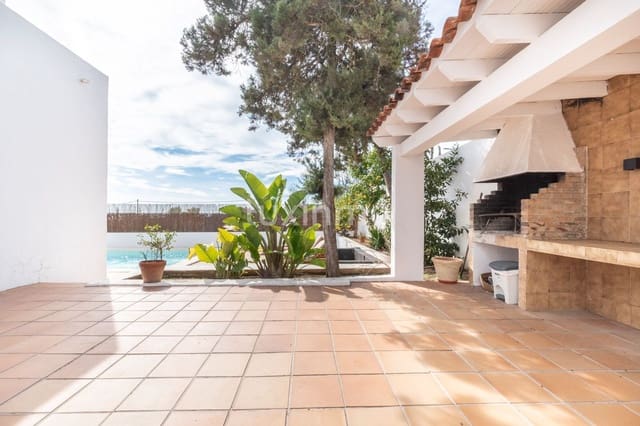 6 bedroom Villa for sale in Sant Antoni de Portmany with pool garage - € 2,400,000 (Ref: 8817022)