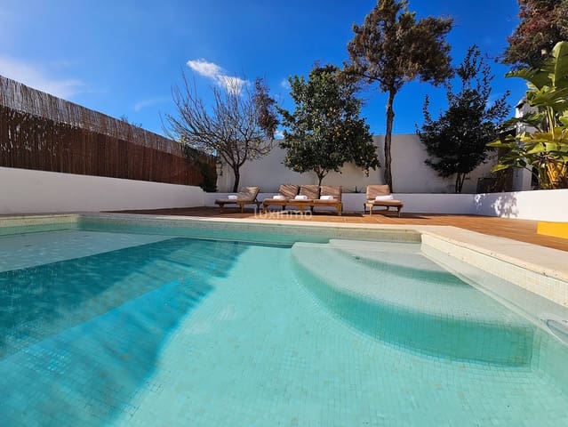 6 bedroom Villa for sale in Sant Antoni de Portmany with pool garage - € 2,400,000 (Ref: 8817022)