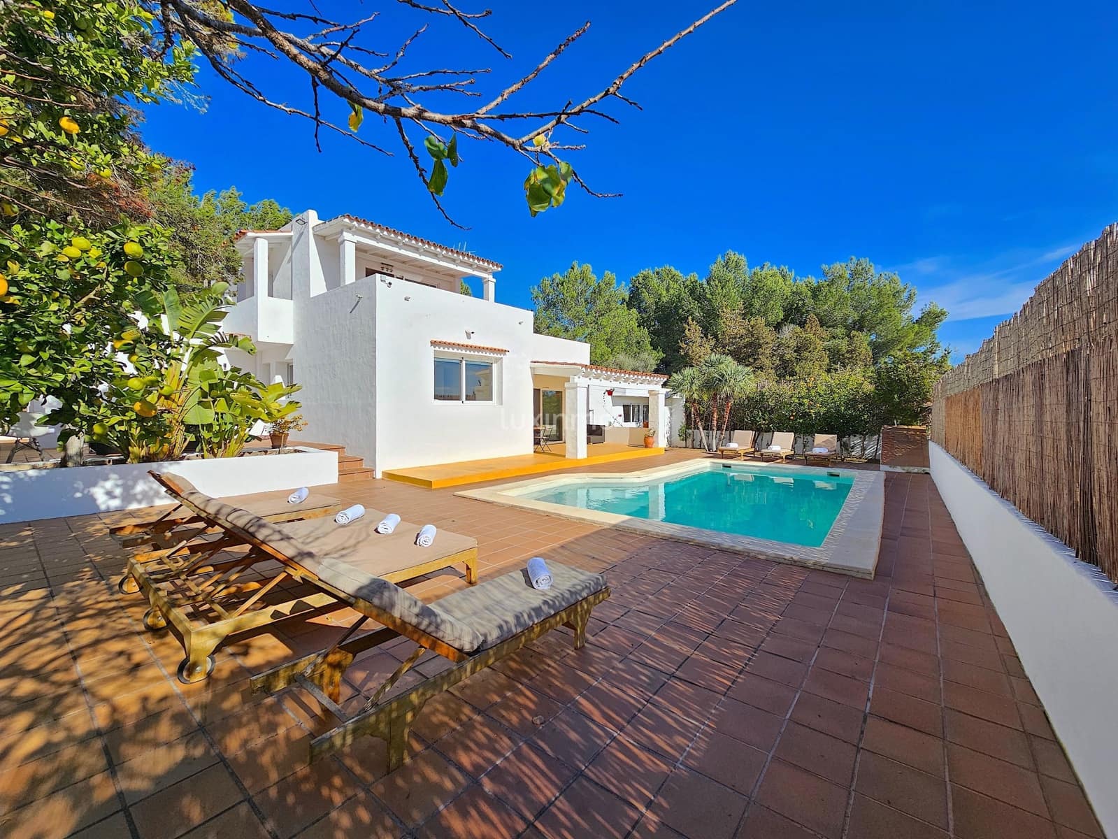 6 quarto Moradia para venda em Sant Antoni de Portmany com piscina garagem - 2 400 000 € (Ref: 8817022)