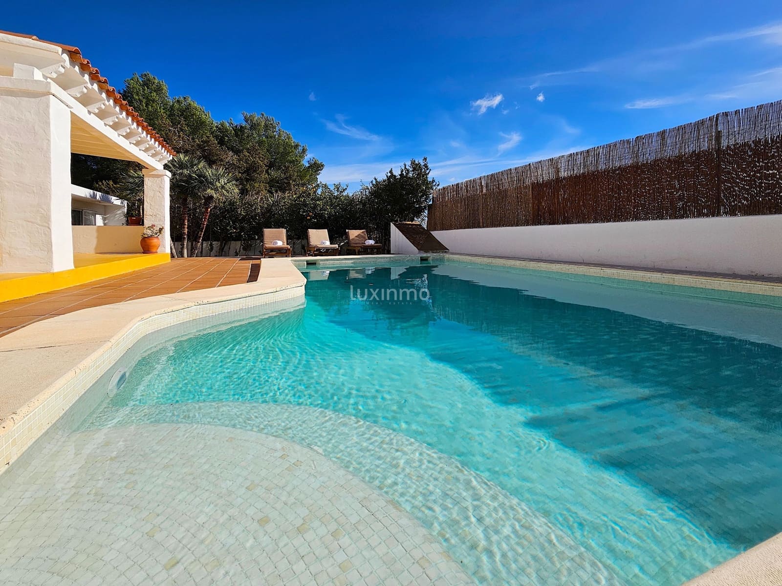 6 quarto Moradia para venda em Sant Antoni de Portmany com piscina garagem - 2 400 000 € (Ref: 8817022)