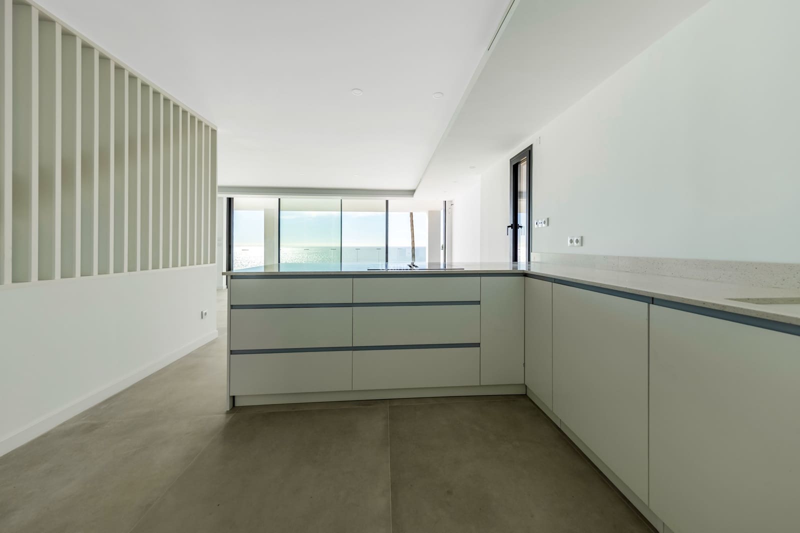 5 soveværelse Villa til salg i El Campello med swimmingpool garage - € 2.700.000 (Ref: 8817024)