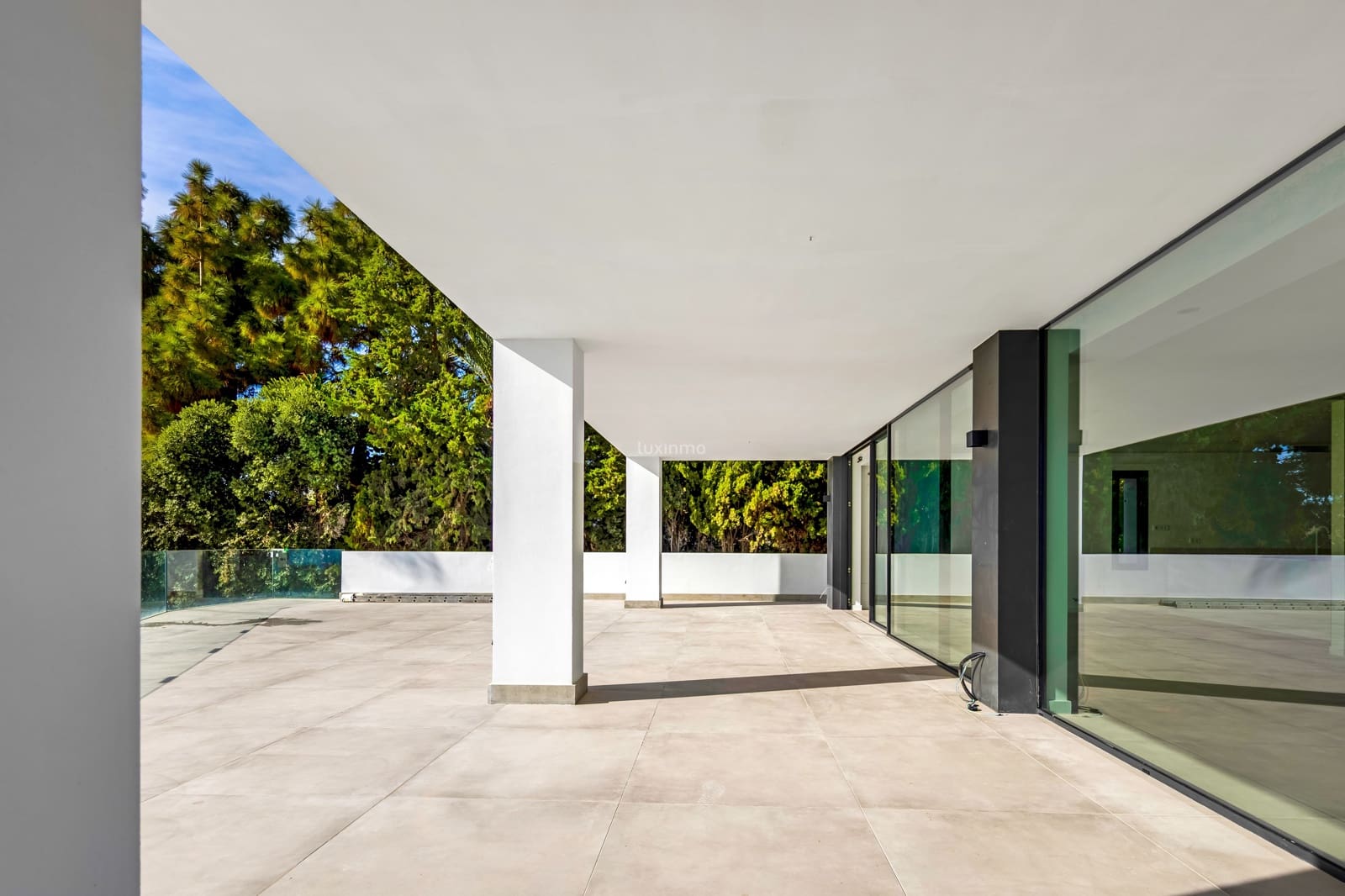 5 soveværelse Villa til salg i El Campello med swimmingpool garage - € 2.700.000 (Ref: 8817024)