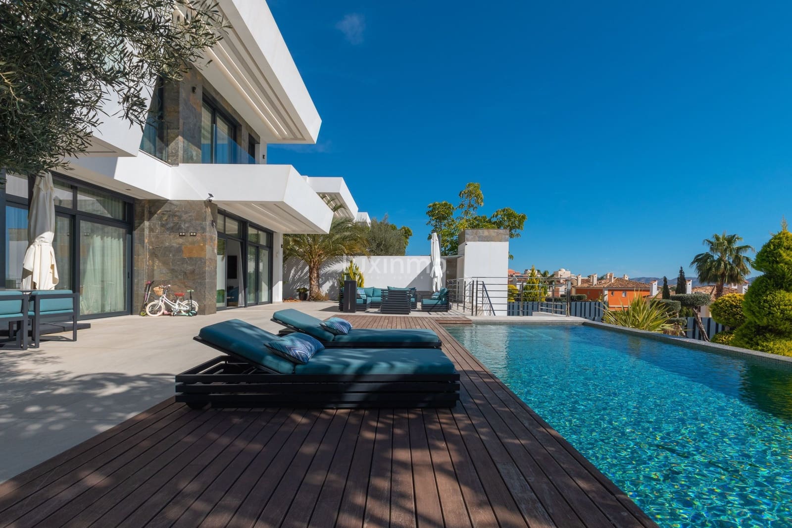 5 soveværelse Villa til salg i Finestrat med swimmingpool garage - € 2.000.000 (Ref: 8817025)