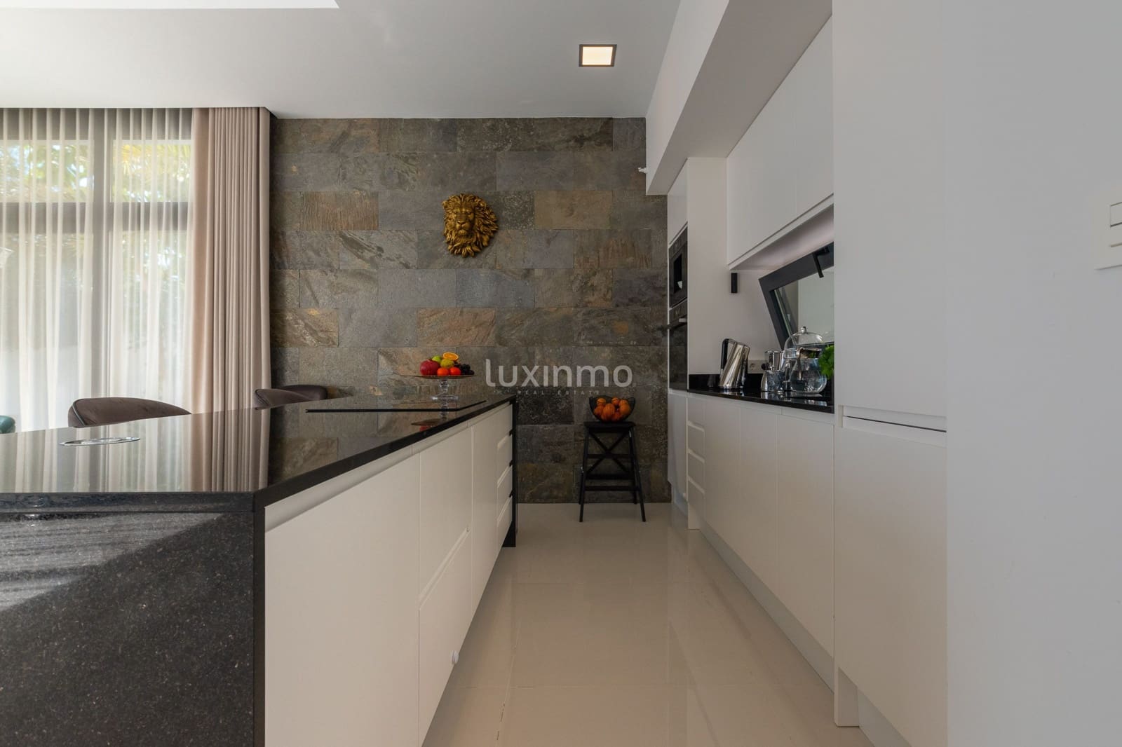 5 soveværelse Villa til salg i Finestrat med swimmingpool garage - € 2.000.000 (Ref: 8817025)