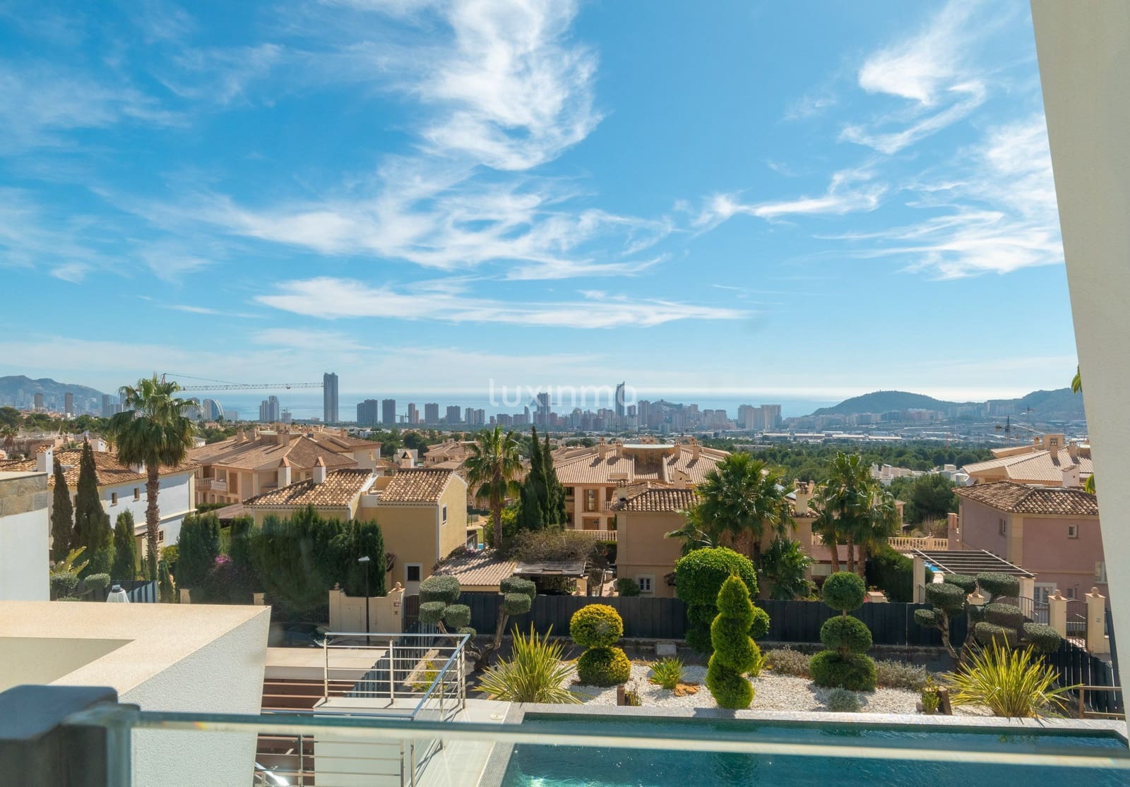 5 soveværelse Villa til salg i Finestrat med swimmingpool garage - € 2.000.000 (Ref: 8817025)