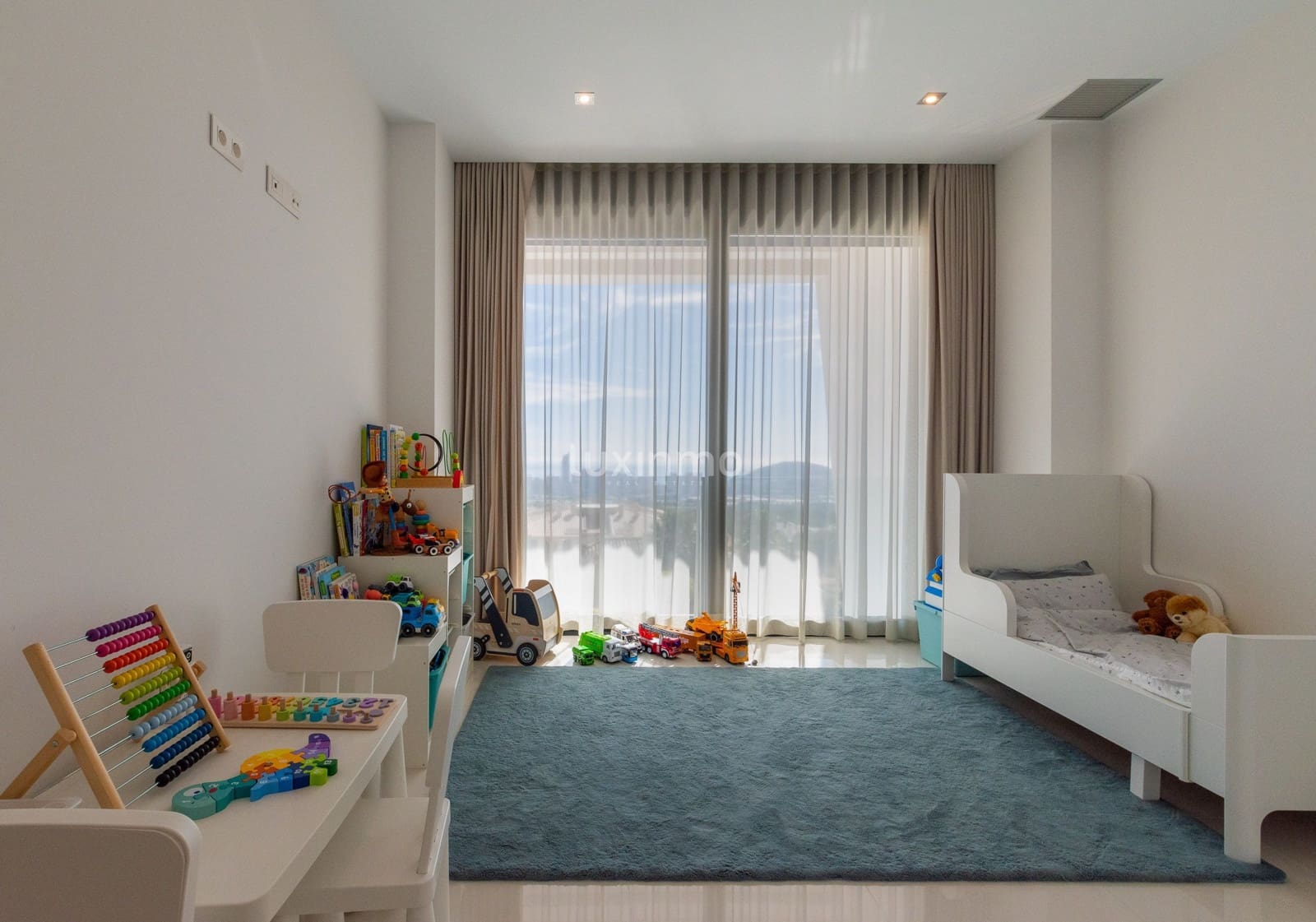 5 soveværelse Villa til salg i Finestrat med swimmingpool garage - € 2.000.000 (Ref: 8817025)