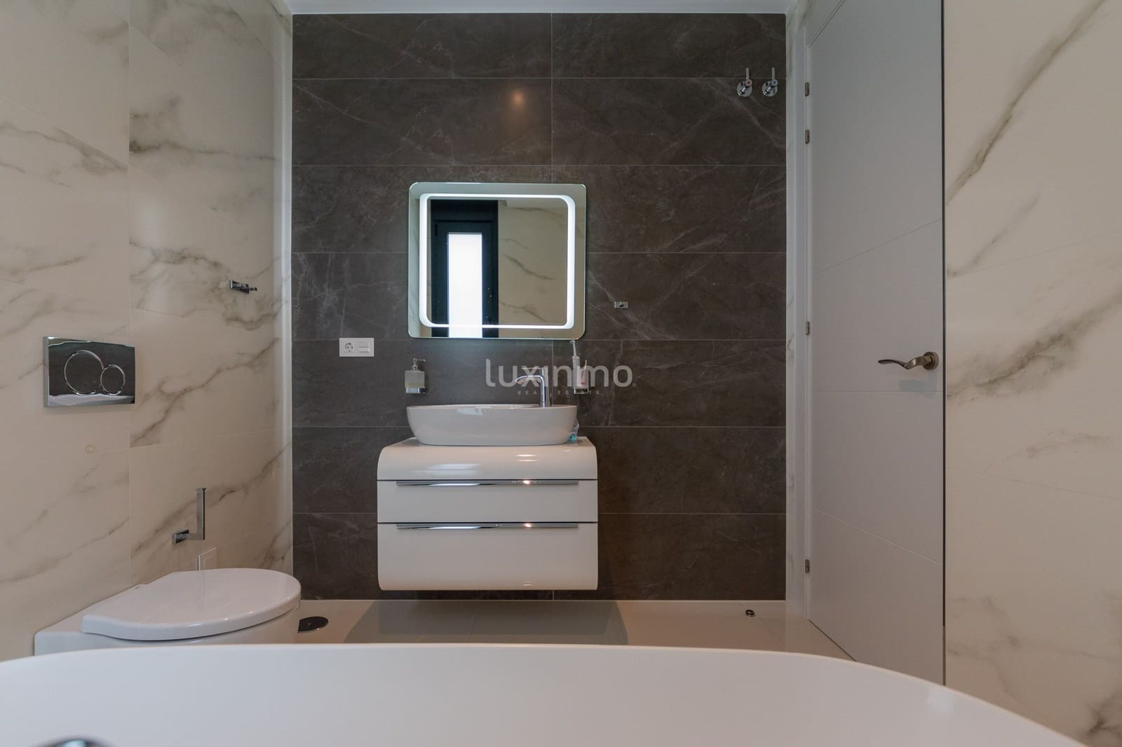 5 soveværelse Villa til salg i Finestrat med swimmingpool garage - € 2.000.000 (Ref: 8817025)