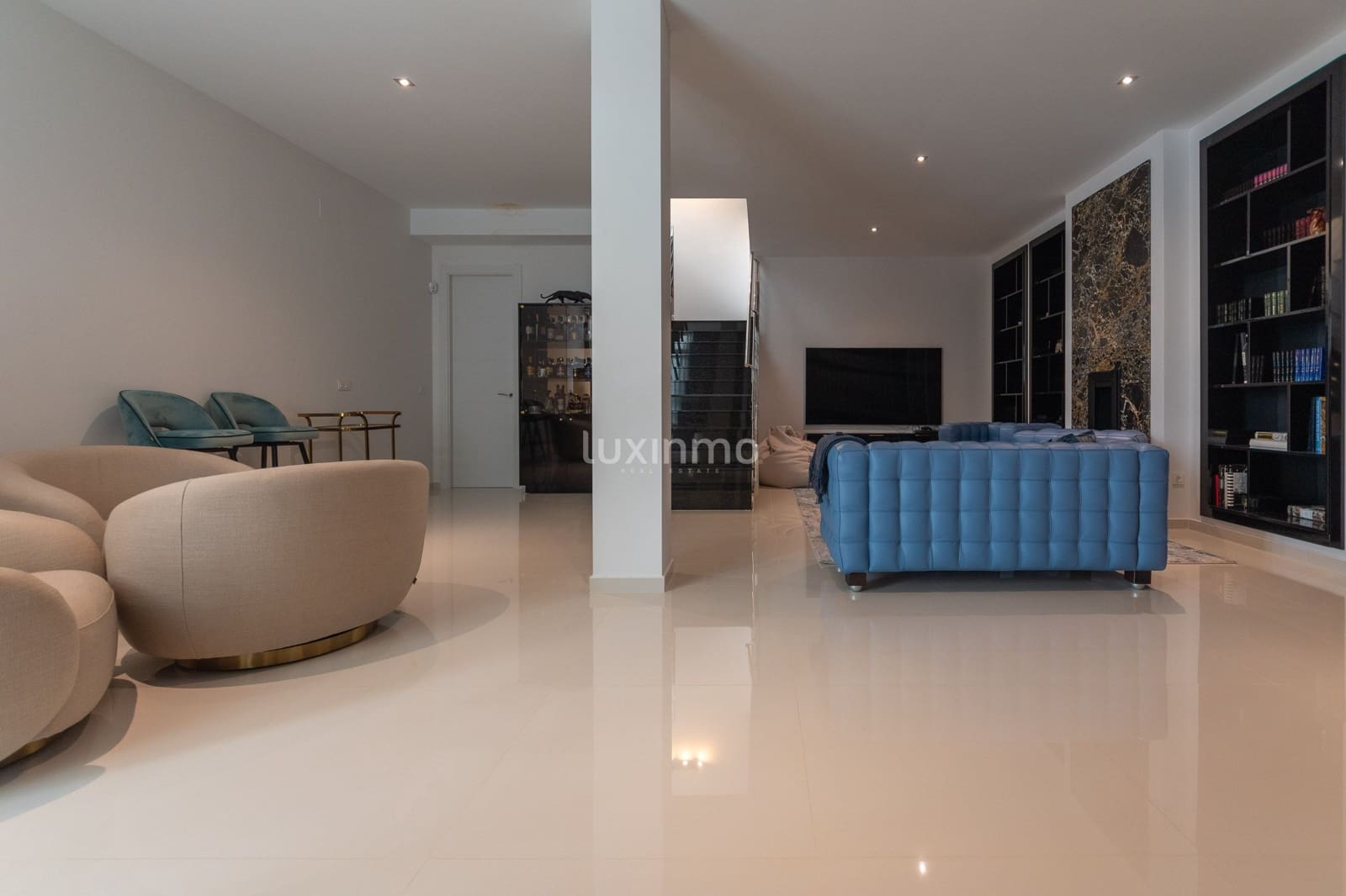 5 soveværelse Villa til salg i Finestrat med swimmingpool garage - € 2.000.000 (Ref: 8817025)