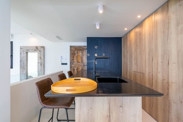 4 soverom Villa til salgs i Javea / Xàbia med svømmebasseng - € 1 490 000 (Ref: 8817029)