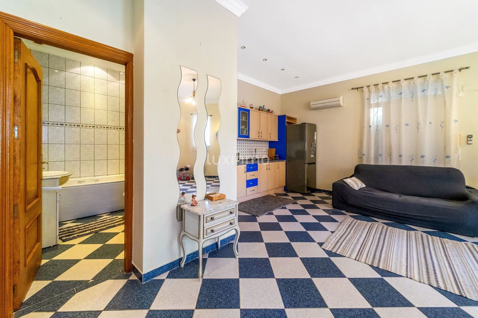 7 sovrum Villa till salu i El Campello med pool garage - 1 970 000 € (Ref: 8817034)