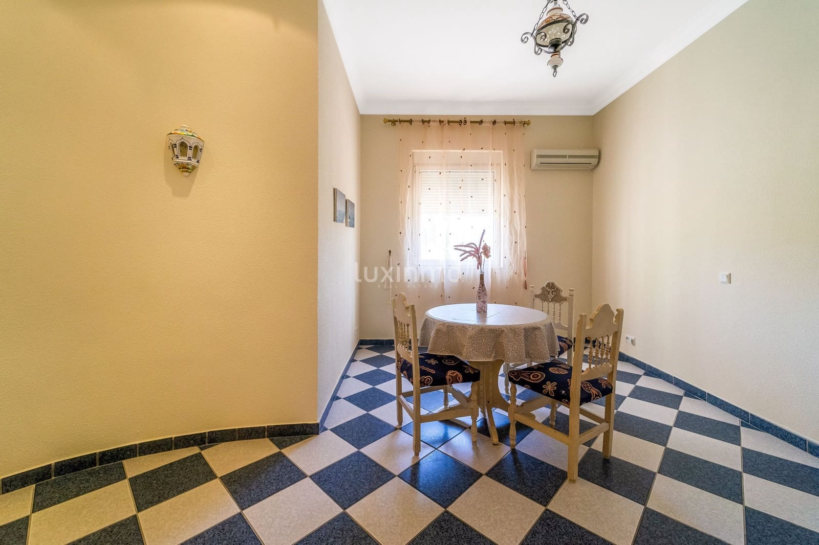 7 sovrum Villa till salu i El Campello med pool garage - 1 970 000 € (Ref: 8817034)