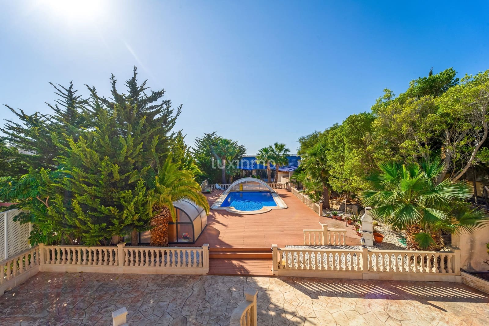 7 sovrum Villa till salu i El Campello med pool garage - 1 970 000 € (Ref: 8817034)