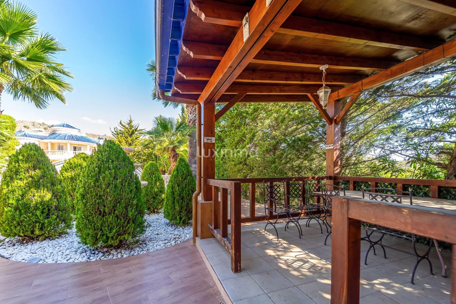 7 sovrum Villa till salu i El Campello med pool garage - 1 970 000 € (Ref: 8817034)