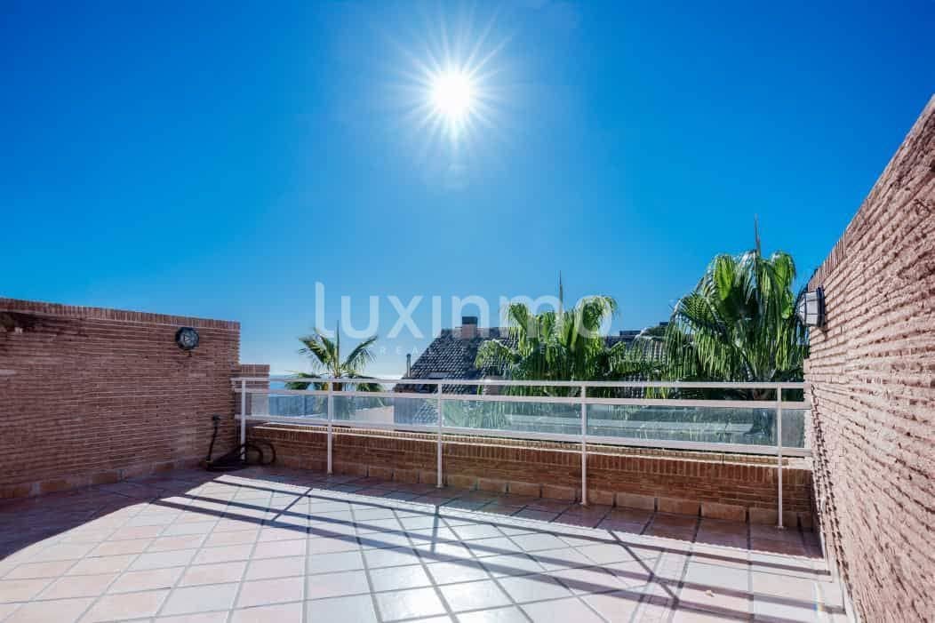8 soveværelse Byhus til salg i Cabo de las Huertas med swimmingpool garage - € 1.145.000 (Ref: 8817035)