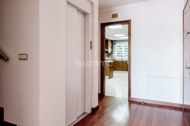 8 bedroom Townhouse for sale in Cabo de las Huertas, Alicante / Alacant city with pool garage - € 1,145,000 (Ref: 8817035)