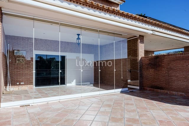 8 bedroom Townhouse for sale in Cabo de las Huertas, Alicante / Alacant city with pool garage - € 1,145,000 (Ref: 8817035)