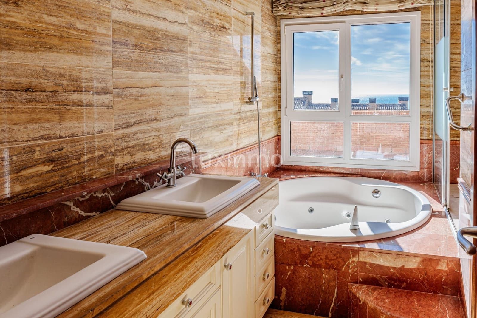 8 soveværelse Byhus til salg i Cabo de las Huertas med swimmingpool garage - € 1.145.000 (Ref: 8817035)