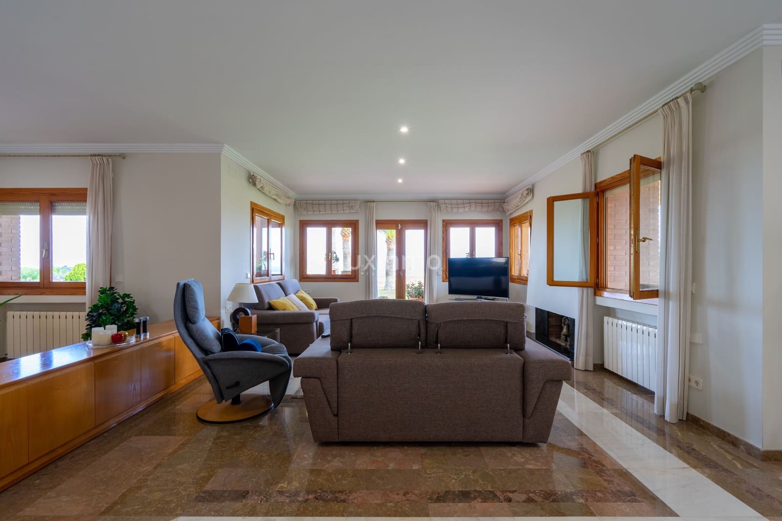 5 chambre Villa/Maison à vendre à Calpe / Calp avec piscine garage - 2 200 000 € (Ref: 8817052)