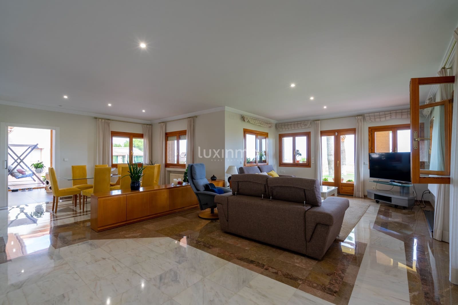 5 chambre Villa/Maison à vendre à Calpe / Calp avec piscine garage - 2 200 000 € (Ref: 8817052)