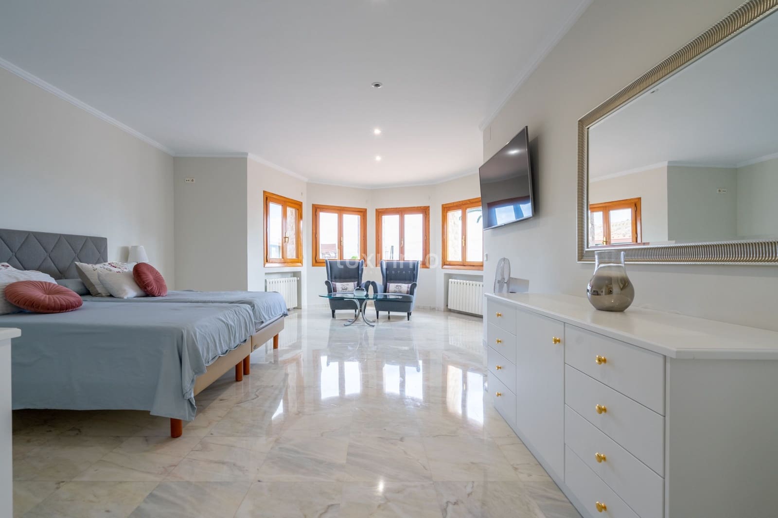 5 chambre Villa/Maison à vendre à Calpe / Calp avec piscine garage - 2 200 000 € (Ref: 8817052)