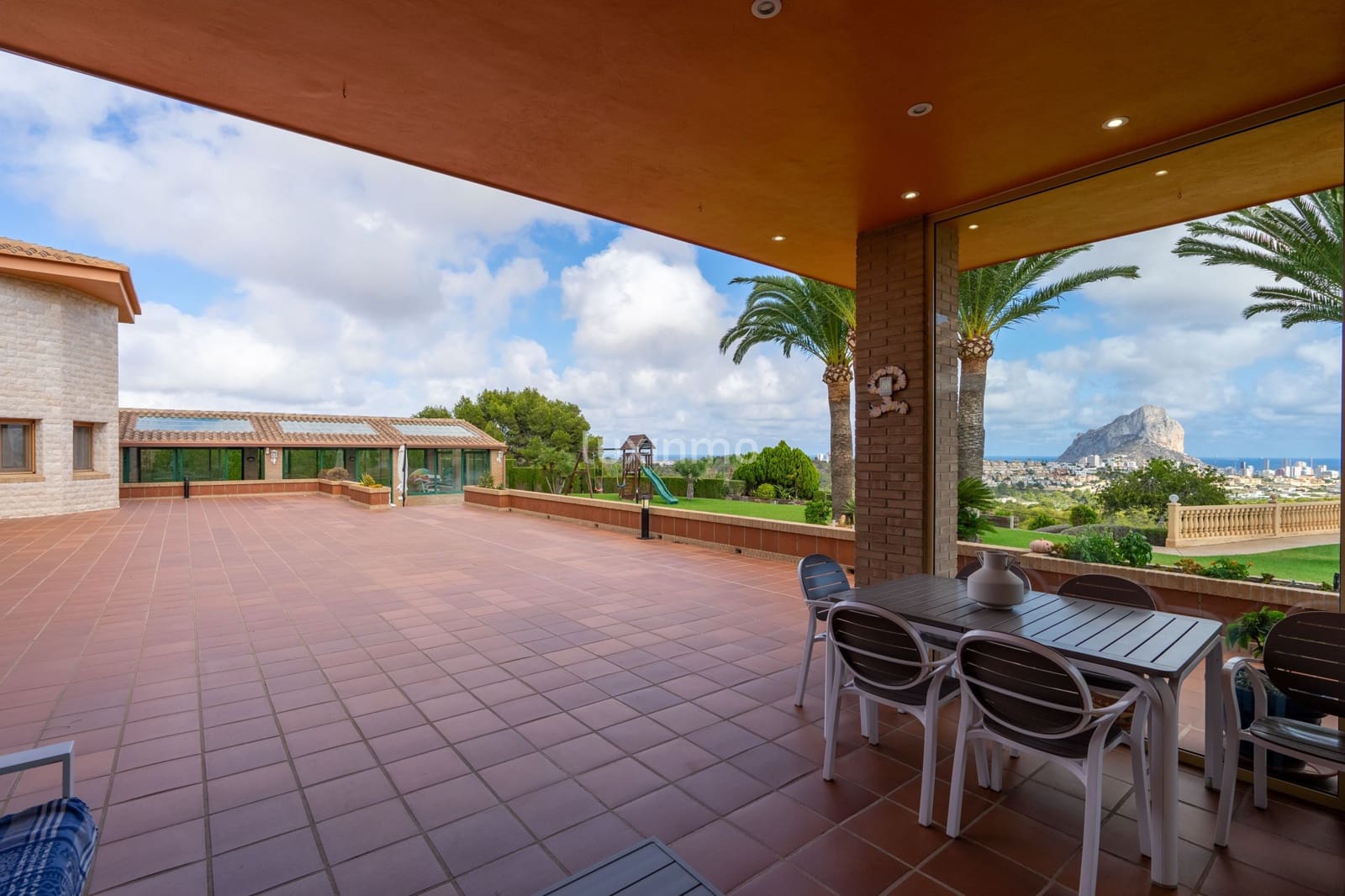 5 chambre Villa/Maison à vendre à Calpe / Calp avec piscine garage - 2 200 000 € (Ref: 8817052)