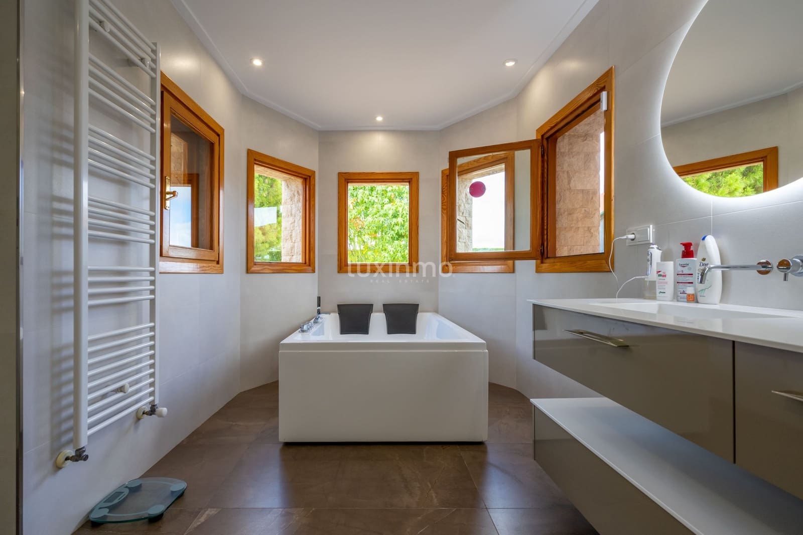 5 chambre Villa/Maison à vendre à Calpe / Calp avec piscine garage - 2 200 000 € (Ref: 8817052)