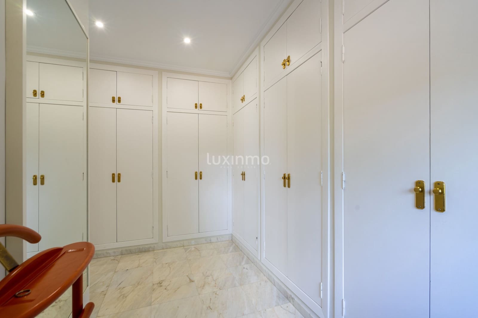 5 chambre Villa/Maison à vendre à Calpe / Calp avec piscine garage - 2 200 000 € (Ref: 8817052)