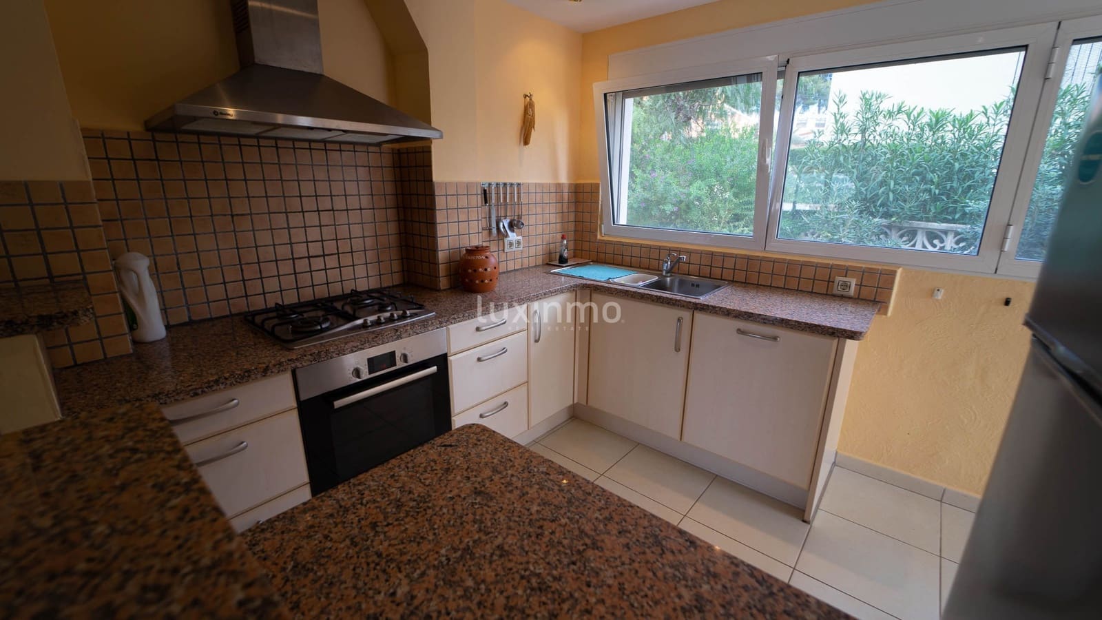 5 soverom Villa til salgs i Teulada med garasje - € 1 650 000 (Ref: 8817053)