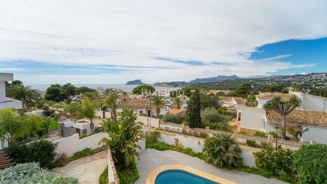 5 sovrum Villa till salu i Teulada Pueblo, Teulada-Moraira med garage - 1 650 000 € (Ref: 8817053)