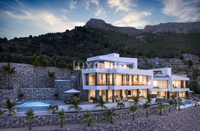 4 soverom Villa til salgs i Calpe / Calp med svømmebasseng garasje - € 1 850 000 (Ref: 8817054)
