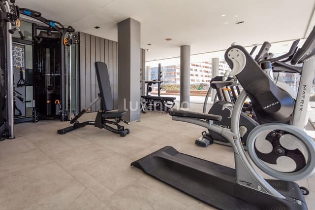 4 soverom Penthouse til salgs i Ibiza by med svømmebasseng garasje - € 3 275 000 (Ref: 8821209)