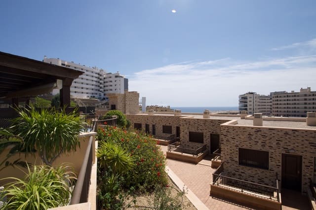 3 soveværelse Rækkehus til salg i Elche / Elx med swimmingpool - € 499.000 (Ref: 8821211)