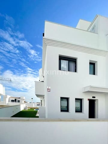 3 bedroom Terraced Villa for rent in Finestrat with pool garage - € 2,500 (Ref: 8821230)