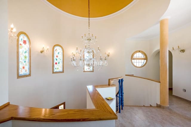 6 soverom Villa til salgs i Altea med svømmebasseng garasje - € 1 800 000 (Ref: 8821232)