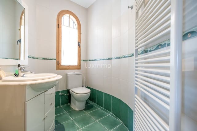 6 soverom Villa til salgs i Altea med svømmebasseng garasje - € 1 800 000 (Ref: 8821232)