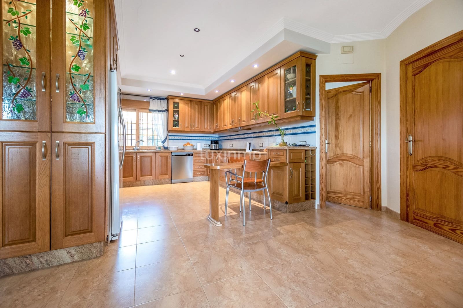 6 bedroom Villa for sale in Altea with pool garage - € 1,800,000 (Ref: 8821232)